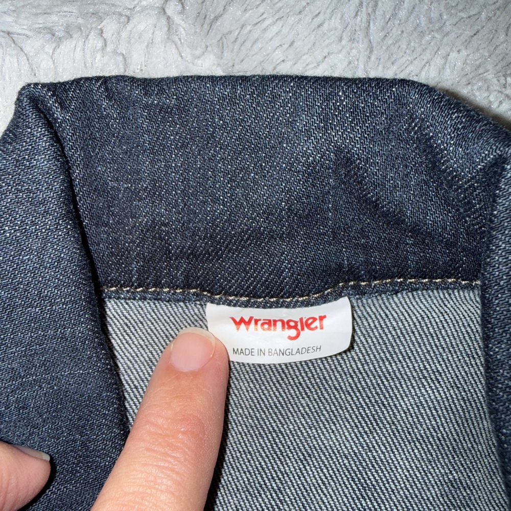 Wrangler Jean jacket dark wash 24month toddler/baby unisex - Picture 2 of 4